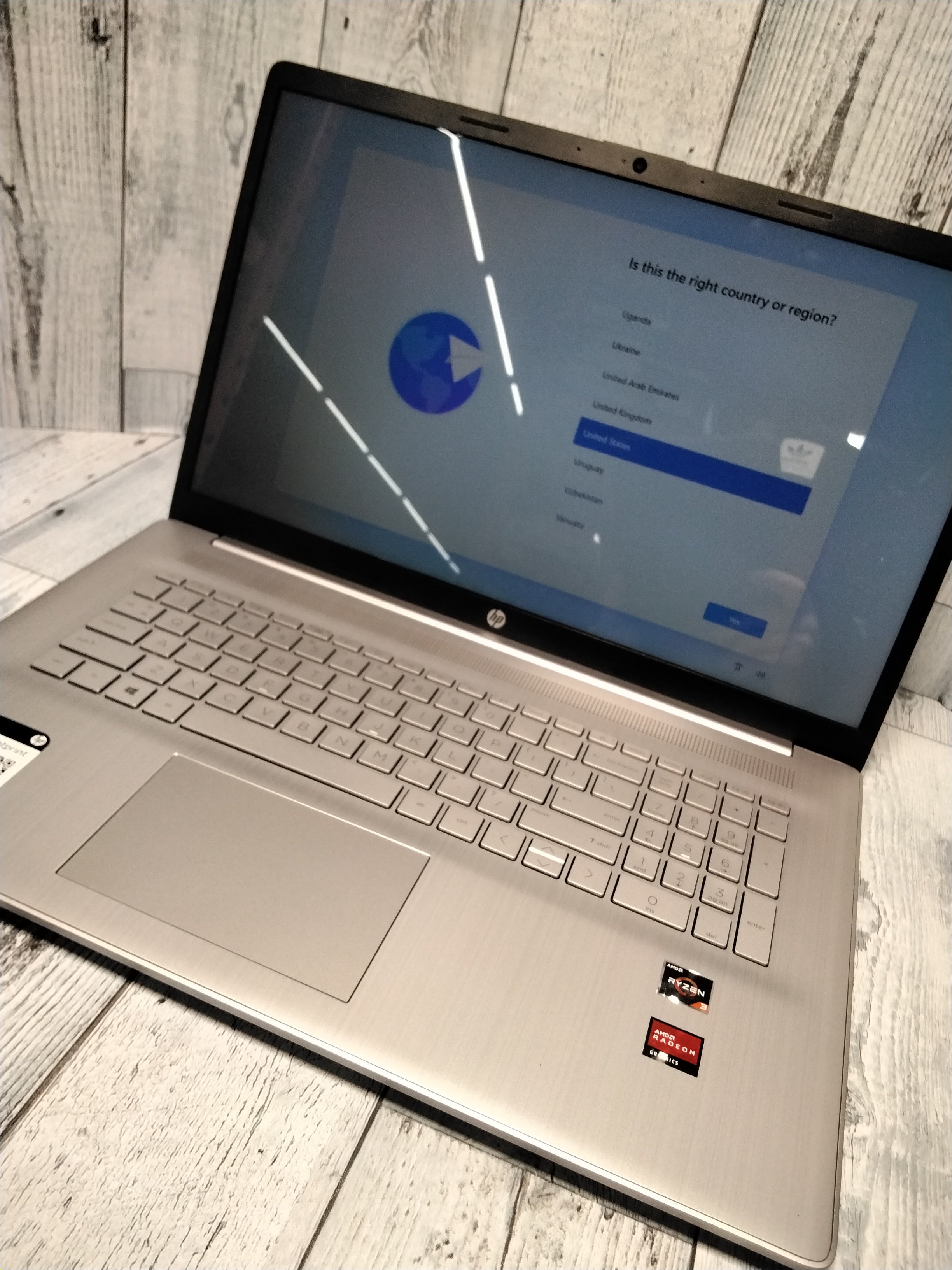 2022 HP Pavilion 17 Laptop, 17.3" Touch Display, 16 GB RAM, 256 GB SSD + 1TB HDD (7900159738094)